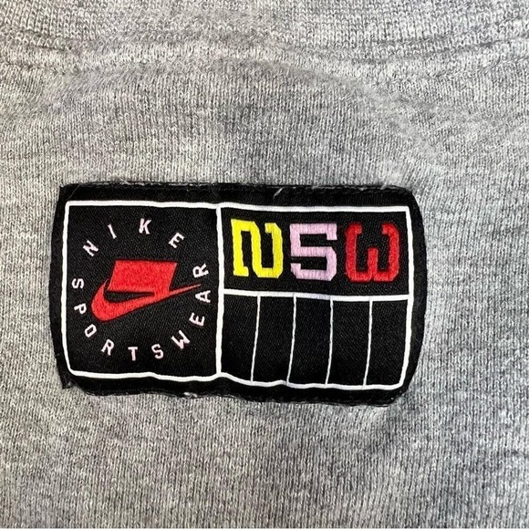Nike Sportswear Gray Oversized Logo Sweatshirt Women's Crewneck Pullover XS - Picture 6 of 10